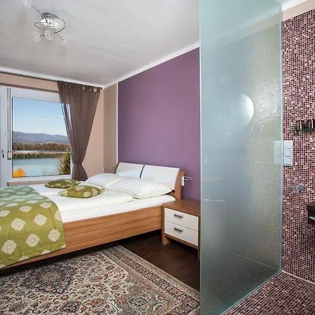 Faaker By S4y Faak am See